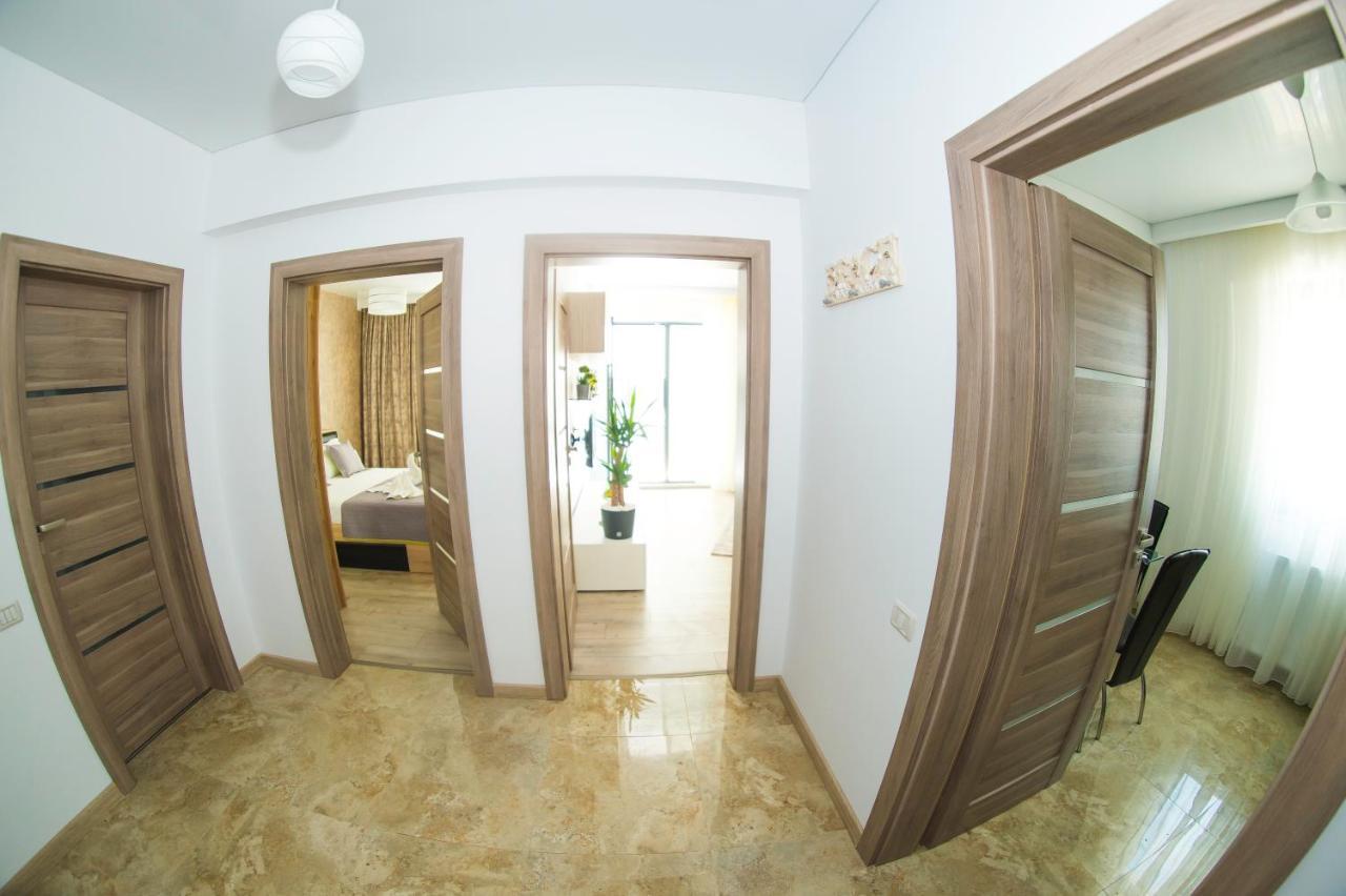 Golden Shell Apartment Mamaia Nord Năvodari Extérieur photo