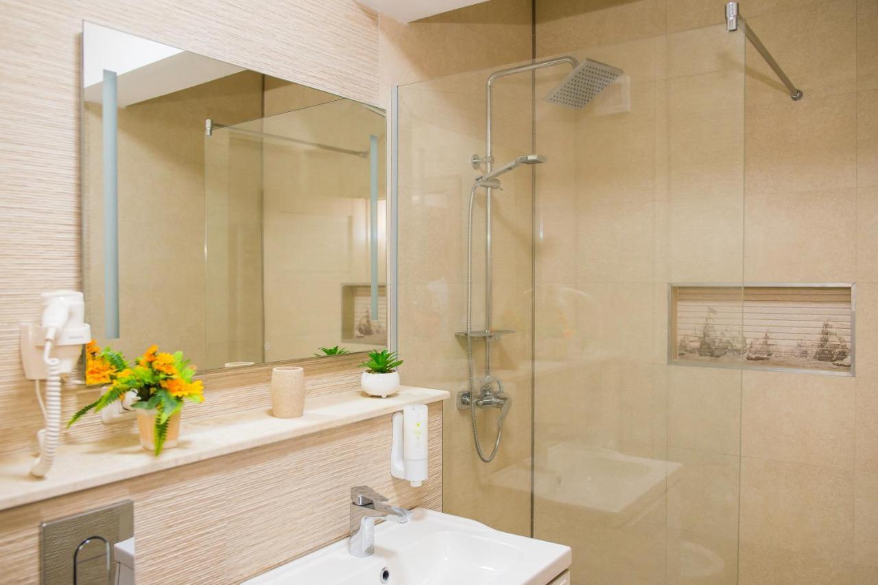 Golden Shell Apartment Mamaia Nord Năvodari Extérieur photo
